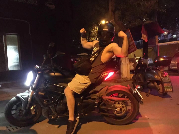 贝纳利502C，2021年上户 算准新车吧...