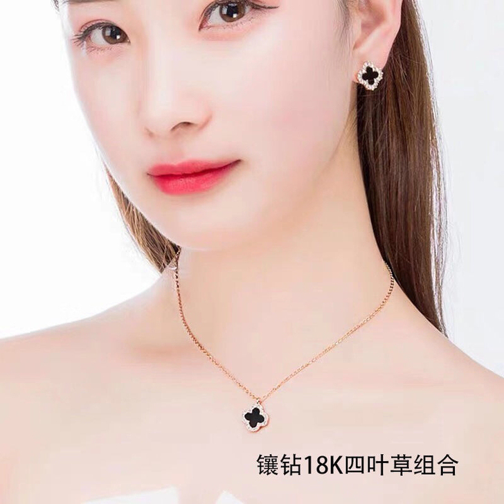 钛钢四叶草项链女不掉色银色锁骨项链