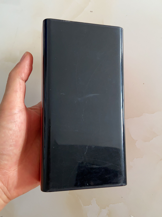 凸格40000毫安充电宝 高配版；