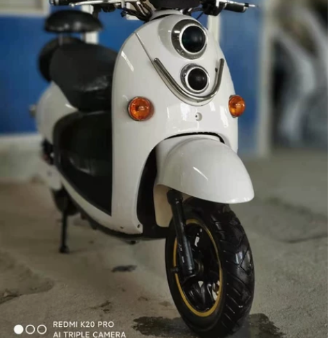 实拍精品二手电动车上百辆九成新二手爱玛雅迪...