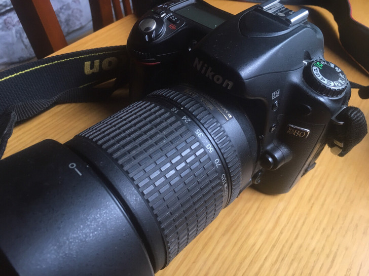 尼康D80加18-135mm镜头,一电一充...