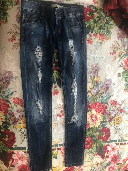 ZARA TRF 牛仔裤 正品 全新无吊牌...