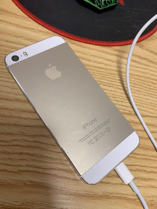 iPhone 5s 8系统