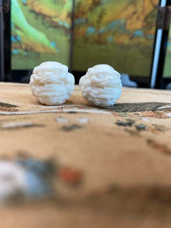 天然鹿角雕刻貔貅抱球有求必应吊坠男女配饰