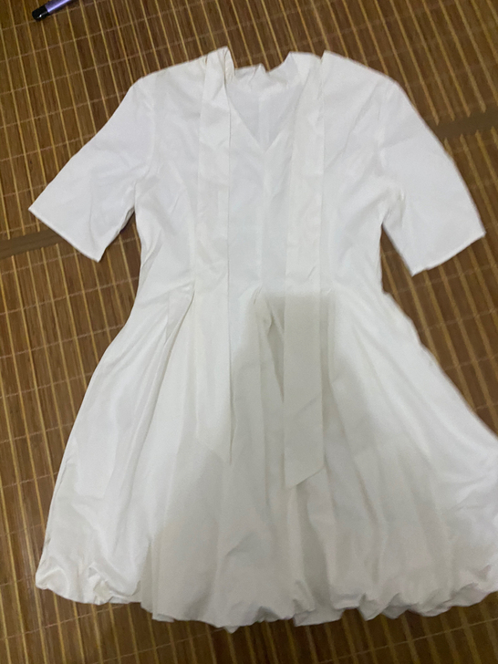 女夏蓬蓬裙连衣裙
