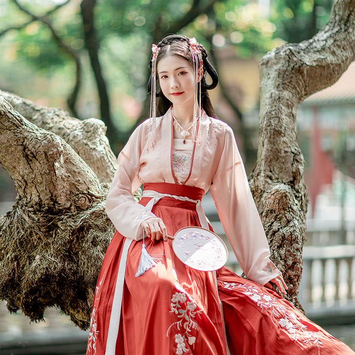 汉尚华莲 汉服整套一起出！  脱坑出汉服