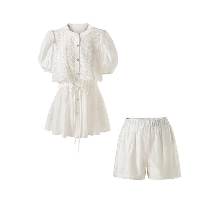 ByYou 白色水溶蕾丝收腰泡泡袖衬衫减龄...