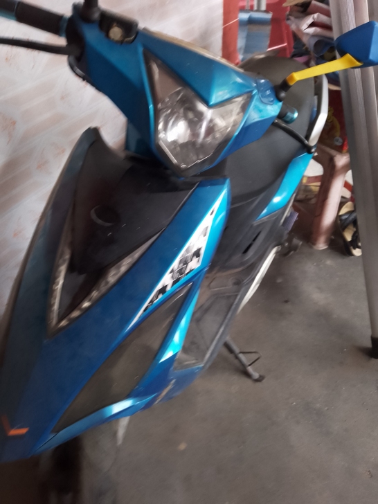 出辆老款光阳踏板摩托车，150cc不是鬼火...