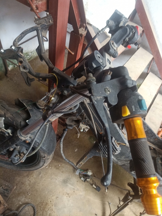 宗申摩托车公路赛拆件卖