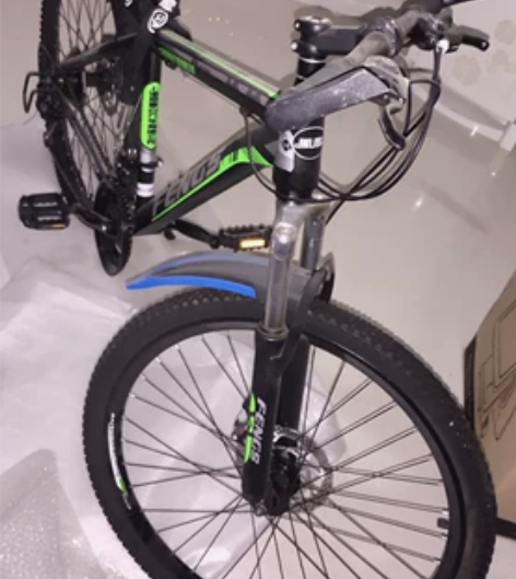 全新凤凰山地车，一次没骑！落灰了，懒不想擦...