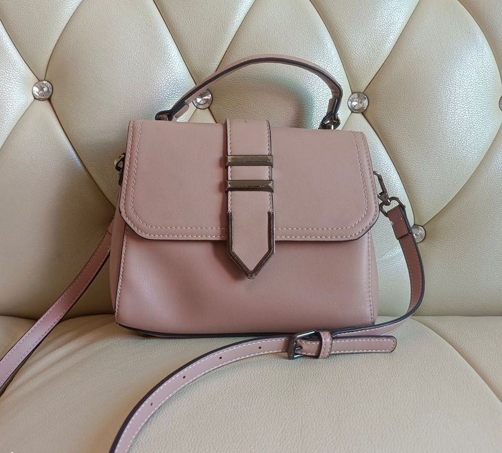 真皮质感三层女包包时尚简约百搭女士软皮大容...