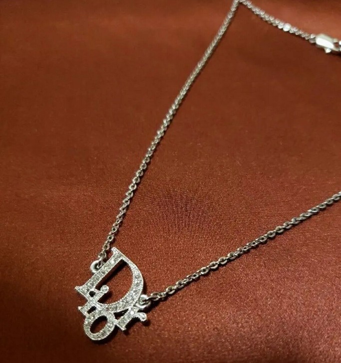 Dior 迪奥银色白钻字母项链锁骨链 中古...