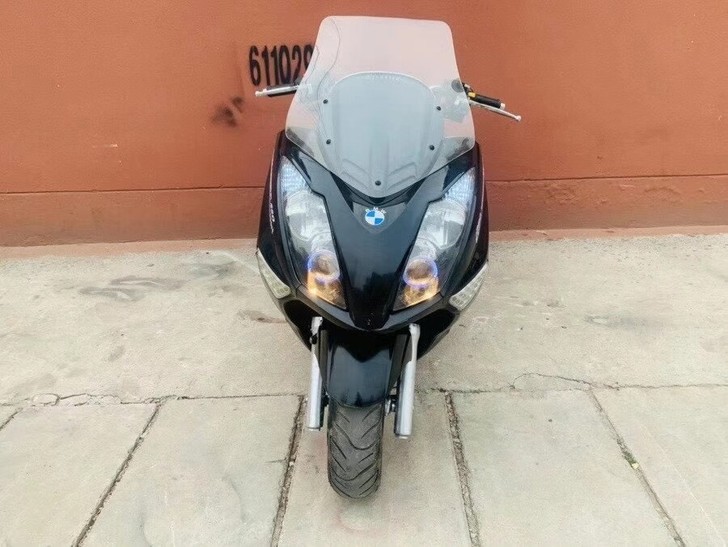 极品宝马款陆地巡航舰二手摩托车，两千公里，...