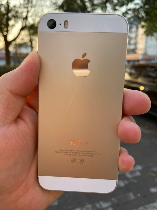 iphone苹果5s16/32G闲置二手手...