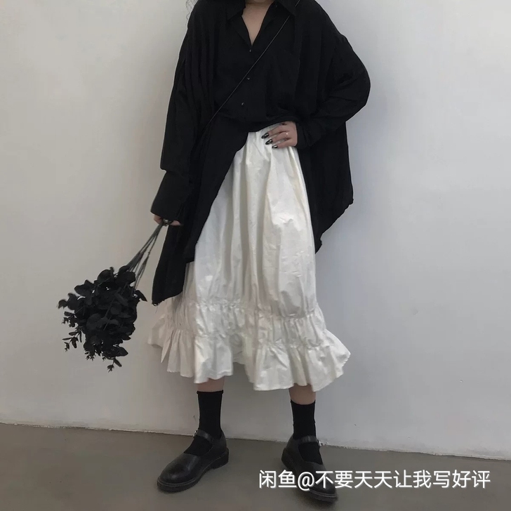 山本耀司暗黑系下摆褶皱松紧百搭高腰白半身裙...