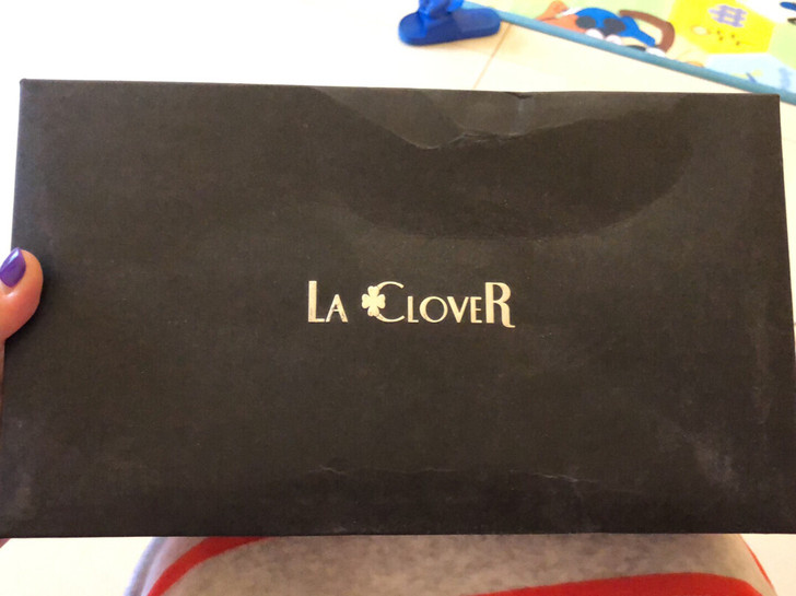 全新卡兰La Clover连体。专柜购买。