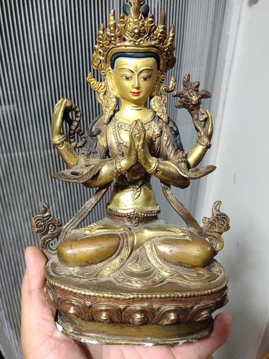 铜佛像,高23厘米,重3斤,品相如图,低价...