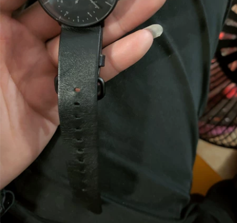 米家石英表 收回来的,自己买了个电池换上,...