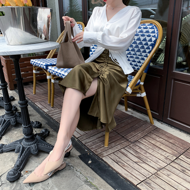 ByYou 夏季气质收腰缎面半身裙女新款设...