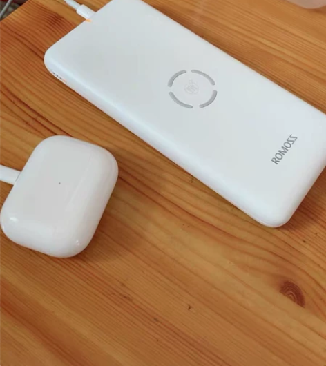 罗马仕10000毫安移动充电宝 ( 全新未...