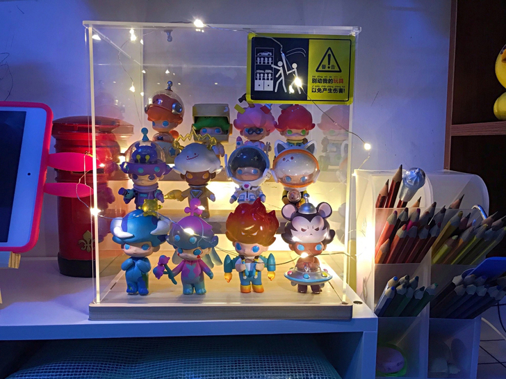 全新 盲盒收纳展示盒防尘柜子泡泡玛特亚克力...