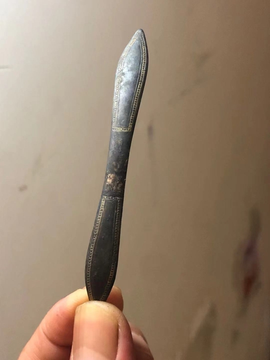 一线，老银簪子。重6.6克，保老包真，喜欢...
