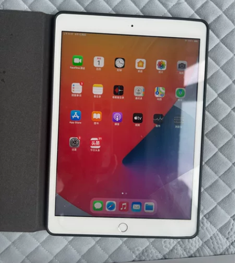 2021 买的 ipad 第八代 128g...