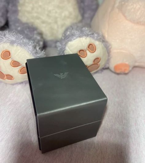 阿玛尼满天星女手表，黑色，专柜可验，全新未...