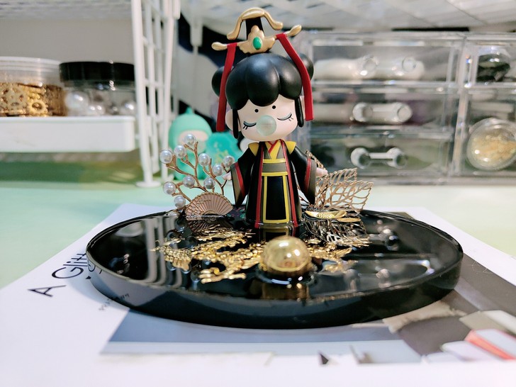 林深不知处盲盒芈月。手机支架，图片是客订款...