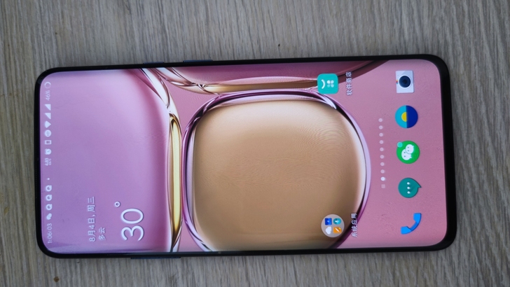 一加7pro出售成色9新左右