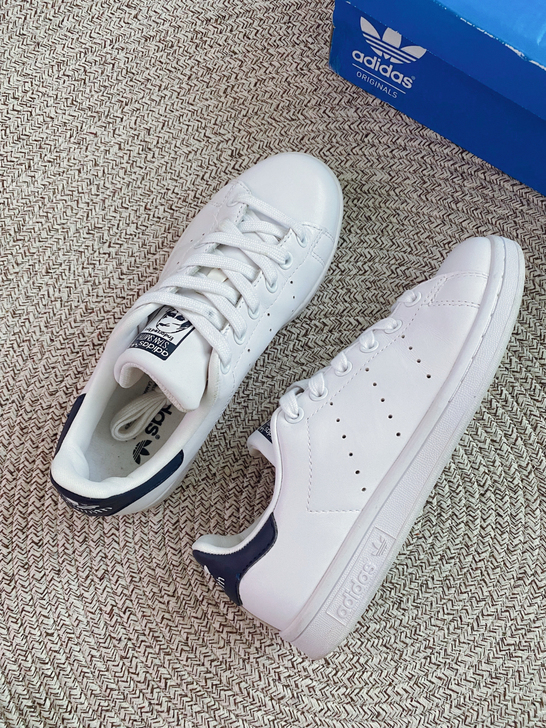 Adidas 三叶草 Stan Smith...