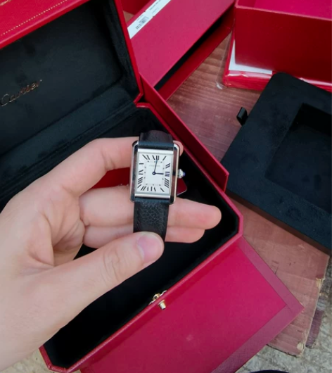 卡地亚小坦克全套 21年8月广州太古汇买的...