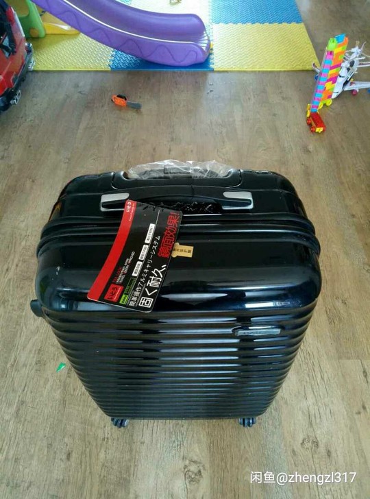 Travel Friends Ito拉杆箱...