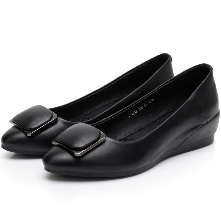 真皮软底妈妈鞋春秋款坡跟单鞋中年女鞋子韩版...