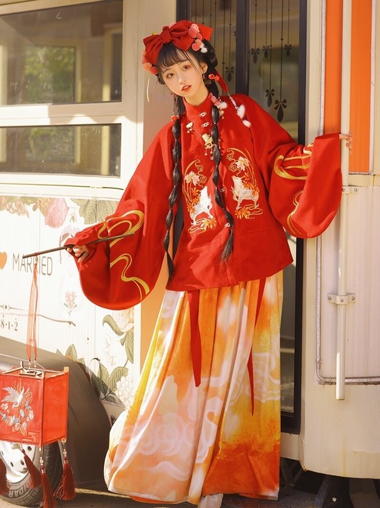汉服出 租 明制汉服 贺岁款