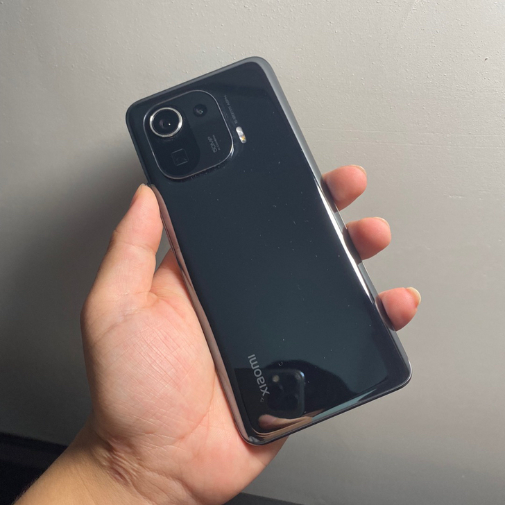 收小米11pro，12+256，慢收，价格...