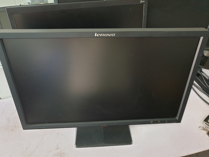 联想液晶显示器20寸 电脑显示器 型号L2...