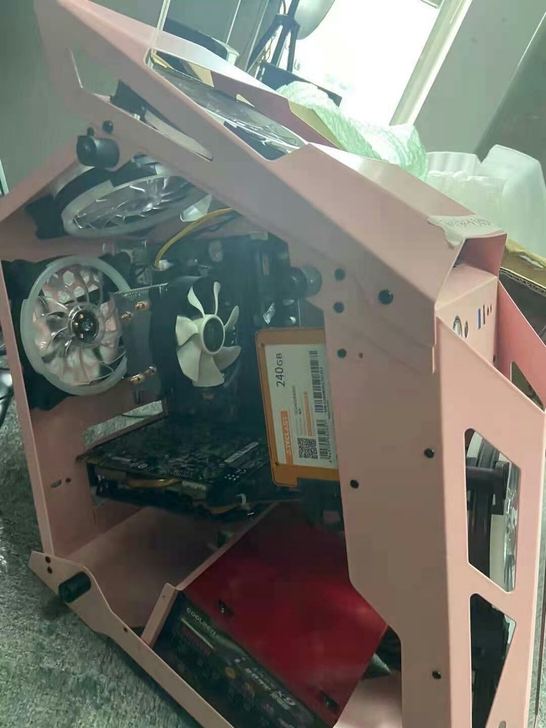 个人网咖电脑全部低价处理台式游戏主机吃鸡i...