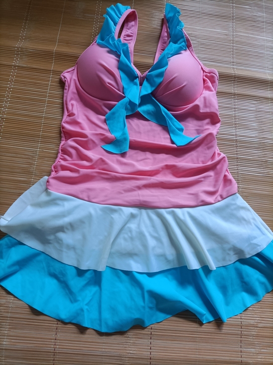 游泳衣女夏季连体  全新 没有穿过但洗过一次
