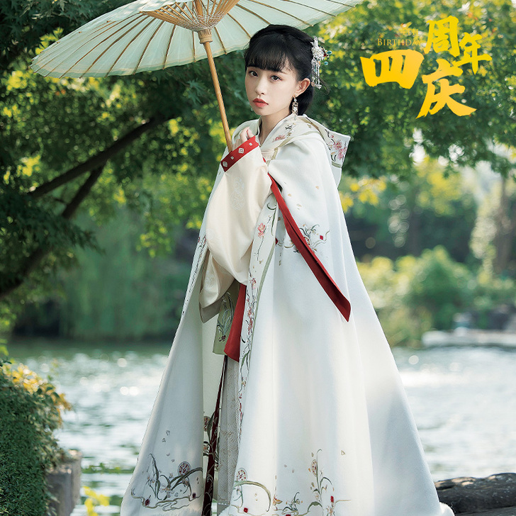 【十三余 小豆蔻儿】[神女赋] 绣花连帽刺...