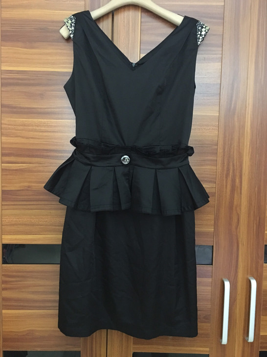 BAAO连衣裙商场专柜购入，这品牌的衣服很...