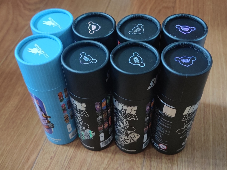 泡泡玛特滑板，sp拉布布手指滑板，拆盒未拆...