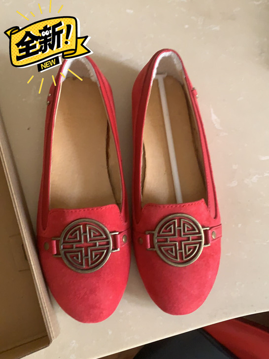 全新单鞋37码，全牛皮，以前开店剩下的