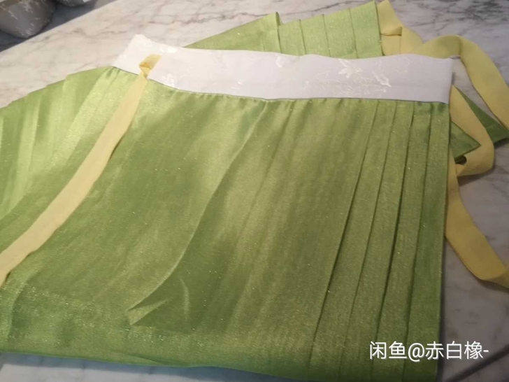 朝辞帝城素色纱马面柳绿全新 汉服 明制