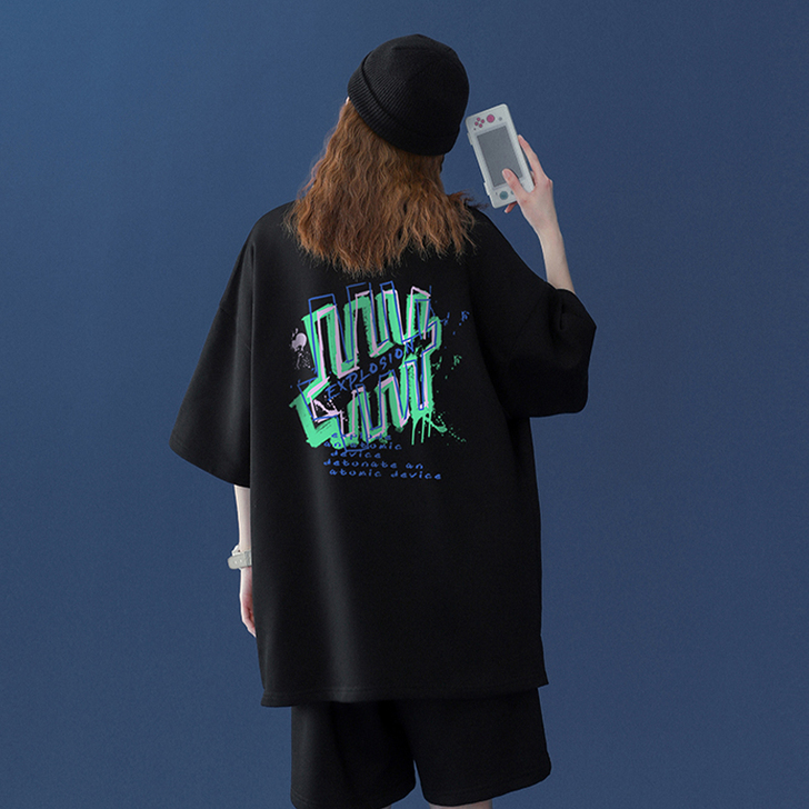 买回来，洗了水，一次没穿。炸街运动套装女c...