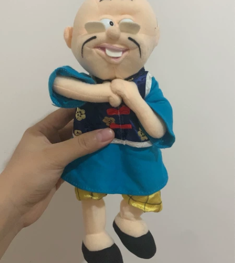老夫子公仔，剪标的，有一点瑕疵是塑料眼上眼...