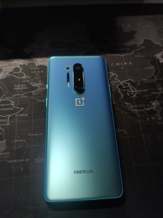 一加8 pro，12+256。5月17号京...