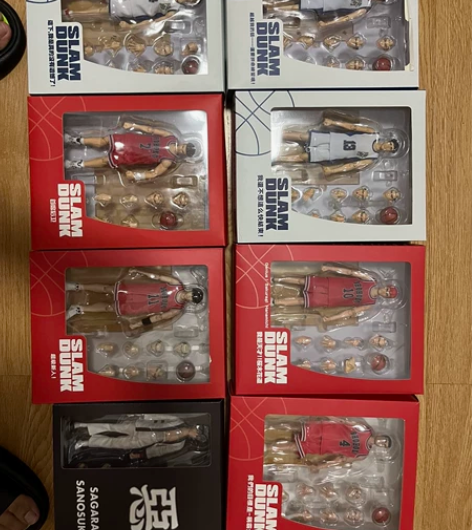 大圣GT灌篮高手手办 关节适中紧实 两个起...