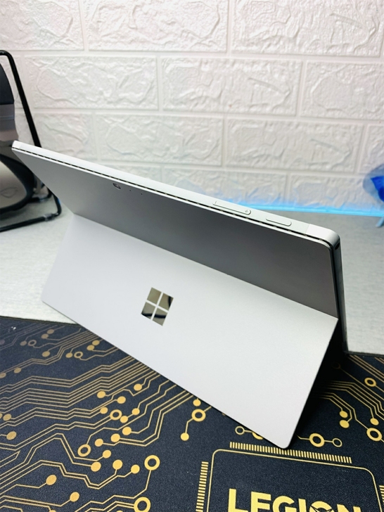 微软pro5 core m3 4g 128...