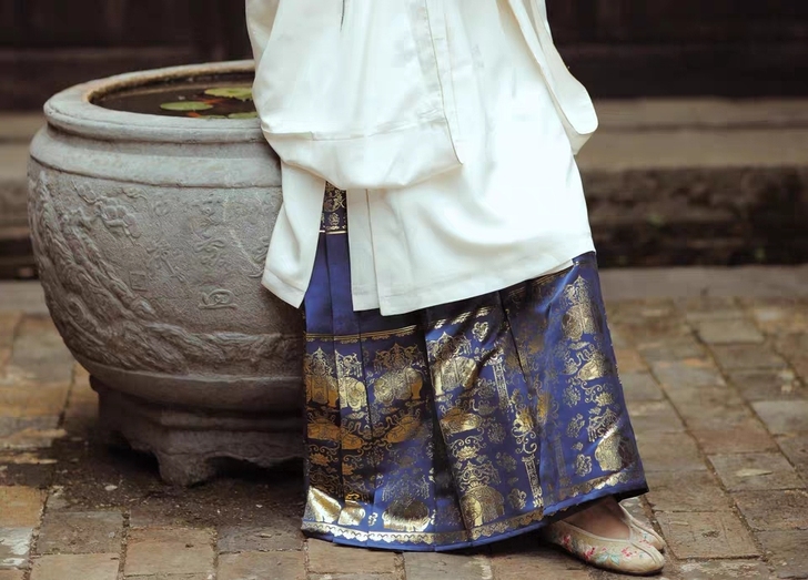 兰若庭 太平有象马面蓝色 淘宝买的 S码 ...